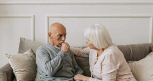 Овие намирници помагаат во борбата против кашлицата и болките во грлото: омиленото овошје е исто така на листата