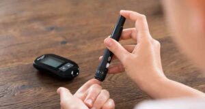 Храната не е единствената причина за висок шеќер во крвта, четири навики можат да влијаат на ненадејниот скок на гликозата