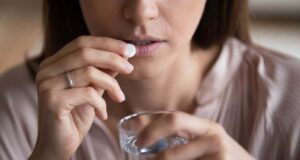 КОЈ АНАЛГЕТИК ДА СЕ ЗЕМА КОГА НЕ БОЛИ ГЛАВАТА, ГРБОТ, НОГАТА: Д-р открива како да го одредите типот на болката и да го одберете лекот