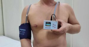 КАРДИОЛОГ ОТКРИ КОГА ДА СЕ СТАВИ ХОЛТЕР ЗА ПРИТИСОК А КОГА ЗА СРЦЕТО: Златен стандард во дијагнозата на срцеви заболувања