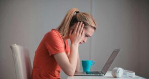 Осум симптоми дека на телото му недостасува железо: Не ги игнорирајте