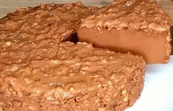 Ледена чоколадна торта со само 4 состојки