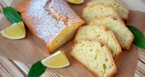 Едноставен колач со лимон: Мек и сочен – десерт што го сакаме!
