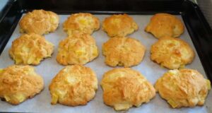 Земете 2 јаболка и направете ги овие полнети КОЛАЧИЊА за 5 минути!