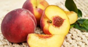 Брзо ви се расипуваат праските? Еве како да им го продолжите животот