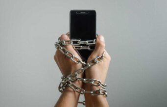 Уморни во текот на денот? Ова се 4-те најчести причини