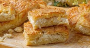 Најмеката пита со готови кори за 10 минути: Ова е најлесниот рецепт што ќе го најдете!