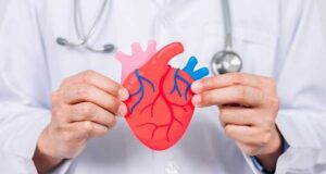 Предупредување од кардиолог: „Постојат знаци кои често се игнорираат кои укажуваат на срцеви заболувања“