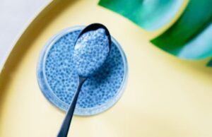 Овој пијалок е спасител за оние кои сакаат да ја зачуваат младоста и витката линија: Ги исфрла мастите од телото, а отровите од цревата! (РЕЦЕПТ)