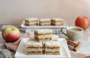 Пита со сува смеса и јаболка