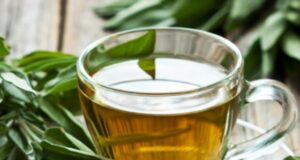 Нема ништо што не лечи! Кралицата на лековитите билки спречува мозочен удар, ги регулира мастите во крвта, му помага на болниот црн дроб