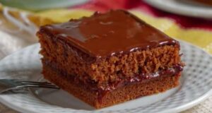 Медено срце – спас за домаќинките! Брз колач без млеко и јајца, мерена по чаша