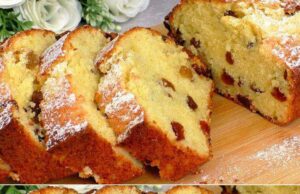 Колач со суво грозје и брусница