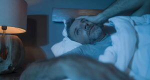 Дали има врска помеѓу нивото на шеќер во крвта и спиењето?