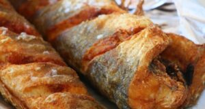 Наместо брашно, валкајте ја рибата во ова: Ќе биде покрцкава и помалку мрсна