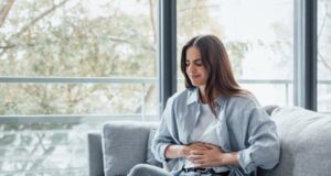 Што да јадете кога имате болки во желудникот? Овие намирници можат да помогнат