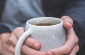 Една шолја чај може да помогне во намалувањето на опасните телесни масти