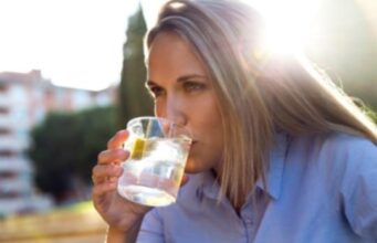 Минерална вода: пријател или непријател на вашиот метаболизам и слабеење?