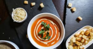 Лековита „супа пеницилин“ од зеленчук: Одлична ако сте настинати (РЕЦЕПТ)