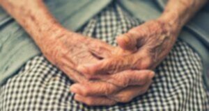 Живеела речиси 120 години и имала црева како на дете: Пиела по 3 чаши од овој пијалок секој ден