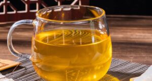 Евтин, моќен напиток за согорување на маснотии: Пијте го навечер, а резултатите ќе ве воодушеват