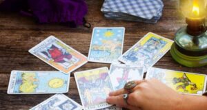 Тарот хороскоп за јули 2025 година: Стрелецот донесува емотивни одлуки, Скорпиите запознаваат нова личност, Рибите ги растеруваат илузиите