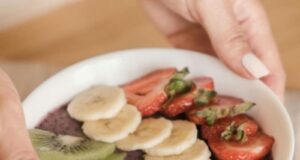 Гастроентерологот ги советува луѓето да јадат повеќе од еден вид овошје