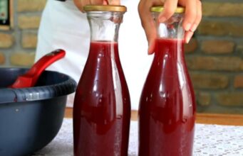 Нашите предци редовно го пиеле овој сок, но ние го заборавивме: Го штити срцето, го лекува црниот дроб и веднаш го намалува крвниот притисок