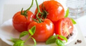 Не јадете домати ако ги имате овие тегоби: Прави чуда за линијата, но исто така крие ризици