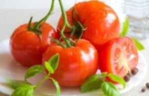 Не јадете домати ако ги имате овие тегоби: Прави чуда за линијата, но исто така крие ризици