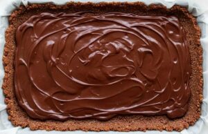 Чоколадно чудо со само 4 состојки и без печење