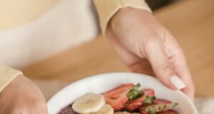 Дали страдате од хроничен запек? Научниците препорачуваат почесто консумирање на три намирници