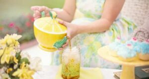 Утрински пијалоци кои го регулираат варењето и го зајакнуваат имунитетот