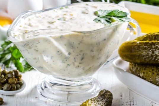 Рецепт за посен тартар сос за риби за време на постот