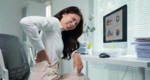 Еве како да се ослободите од болките во грбот: Следете ги овие 4 совети и ќе бидете безболни за кратко време