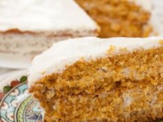 Оваа ванила торта е многу убава, лесна за правење, а веројатно веќе ги имате сите состојки дома