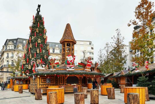 Новогодишен и божиќен сон во срцето на Европа: Патувајте во земјата на 70 замоци и празнична магија (ФОТО/ВИДЕО)