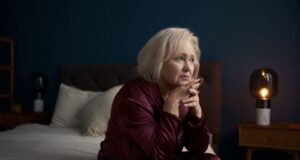 Една третина од Балканците ја прават истата грешка секоја вечер: Невролог предупредува дека здравјето на мозокот страда поради тоа