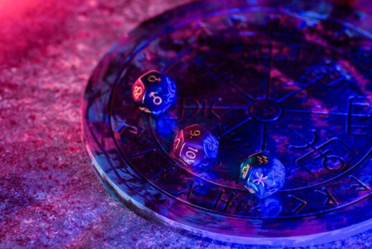 Дневен хороскоп за 7 декември 2025 година: Големи промени и ненадејни пресврти за некои знаци