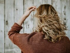 Моќно масло за густа и сјајна коса, а чини само 200 денари