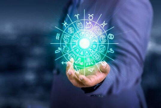 Дневен хороскоп за четврток, 4 декември: Биковите се заљубуваат безмилосно, парите доаѓаат кај Вагата