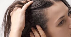 Како да се спречи опаѓањето на косата: Еден ефтин лек без рецепт, а додатоците во исхраната немаат гаранции