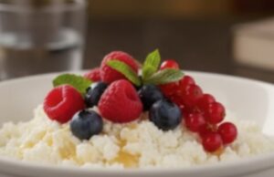 Нутриционисти: Јадете го ова пред спиење ако често се будите во текот на ноќта