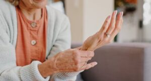 Овој рецепт ги решава болките од артритис за 10 дена: Еден третман е доволен за да почувствувате олеснување