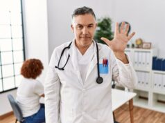 5 прегледи што треба да ги направи секој маж над 50 години