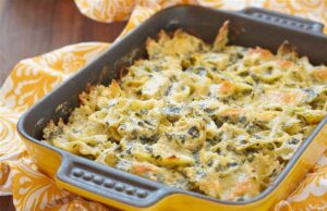 Печени тестенини со спанаќ за само 20 минути