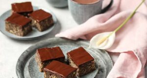 Едноставно, но вкусно: Торта од афион без брашно што многумина ќе ја обожаваат