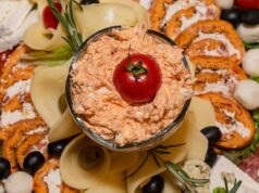 Урнебес салата каква што треба да биде – зачинета, кремаста и совршено избалансирана