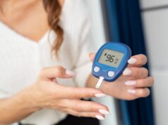 Телото испраќа предупредување: 9 симптоми дека шеќерот во крвта ви е превисок – реагирајте на време