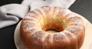 Старомоден куглоф од гриз кој нема подобар вкус: Најдобар е кога стои и се топи во устата